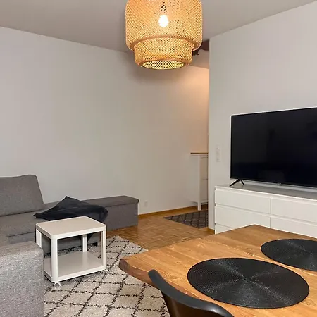 Apartman Ahkio - Warm & Cozy Near Downtown
