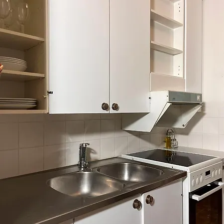Ahkio - Warm & Cozy Near Downtown Διαμέρισμα